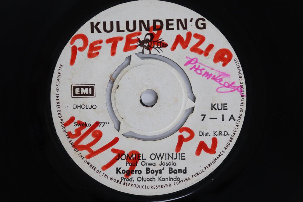 7inch Record KOGERO BOY'S BAND - Jomiel Owinjie / Tangne Uru Nyombo KUE71 KULUNDEN'G Kenya World Music Used