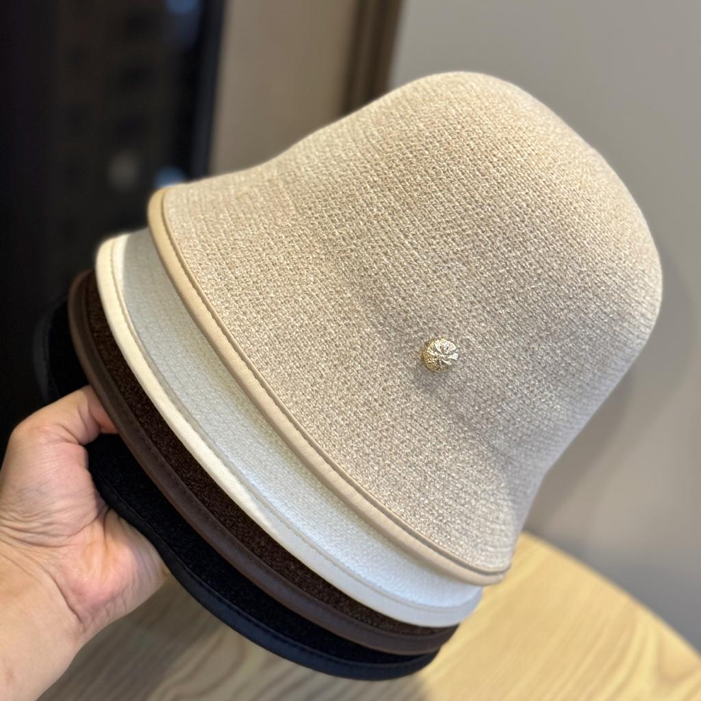 Autumn and Winter Korean Style Face-showing Small Fashionable Warm and Cold Proof Woolen Hat with Large Head Circumference