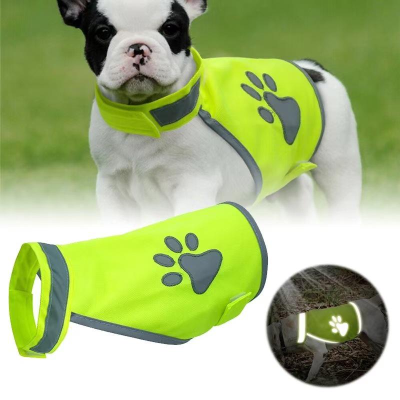 Fluoreszierende grüne reflektierende Hundesicherheitsweste für Golden Retriever, Labrador, Husky - Atmungsaktives T-Shirt-Design.
