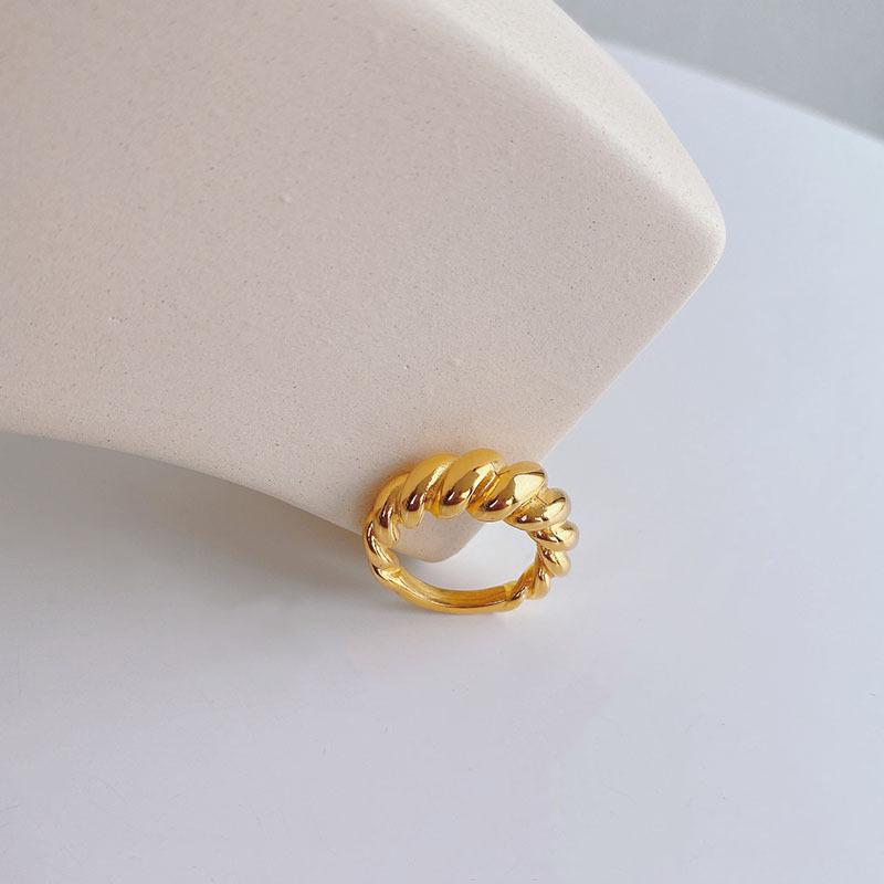 Simple Titanium Steel Ring Women's Croissant High-end Cool Style Ring Jewelry