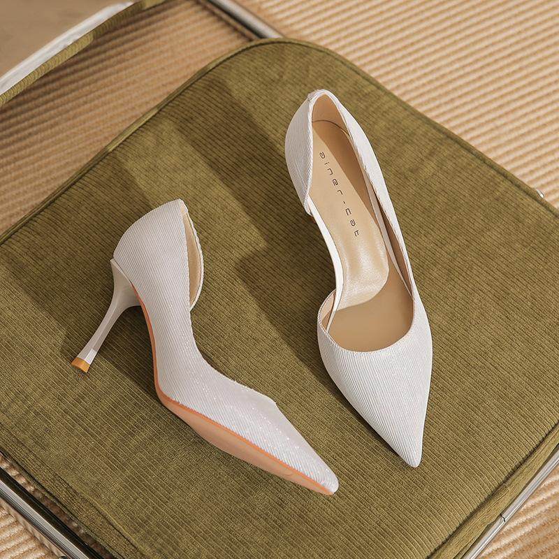 

83826 [sheepskin] high heels women s thin heels spring 2025 new pointed French side empty shallow mouth single shoes 39
