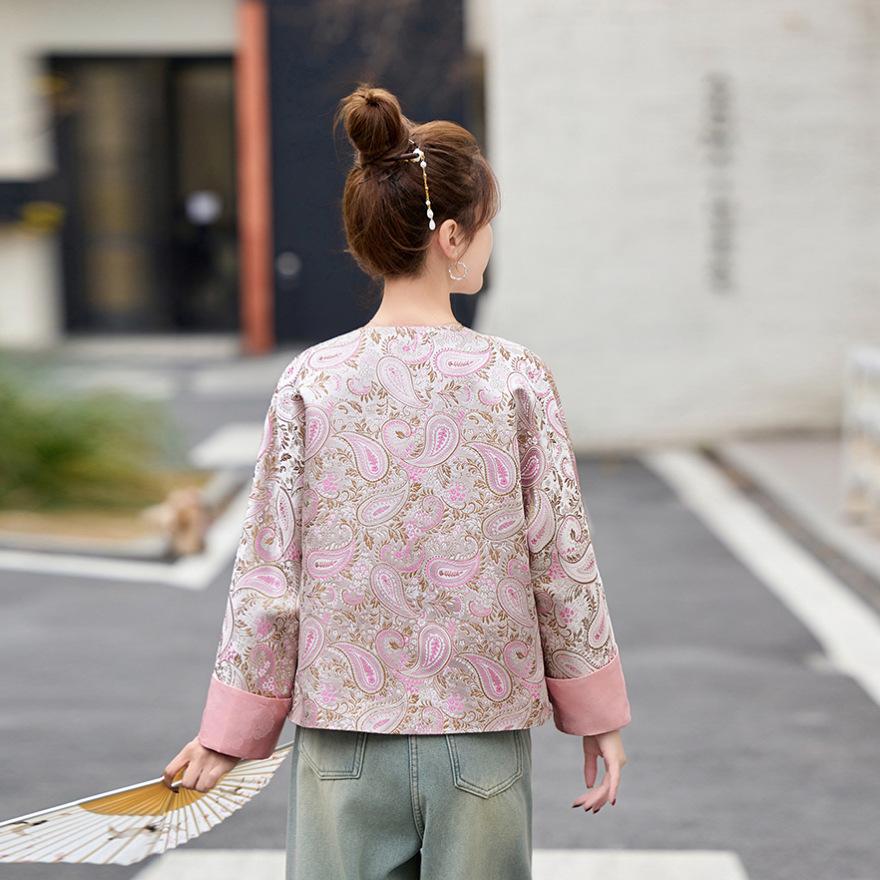 Jacket women's spring and autumn pink jacquard loose button top light temperament design sense Tang clothing