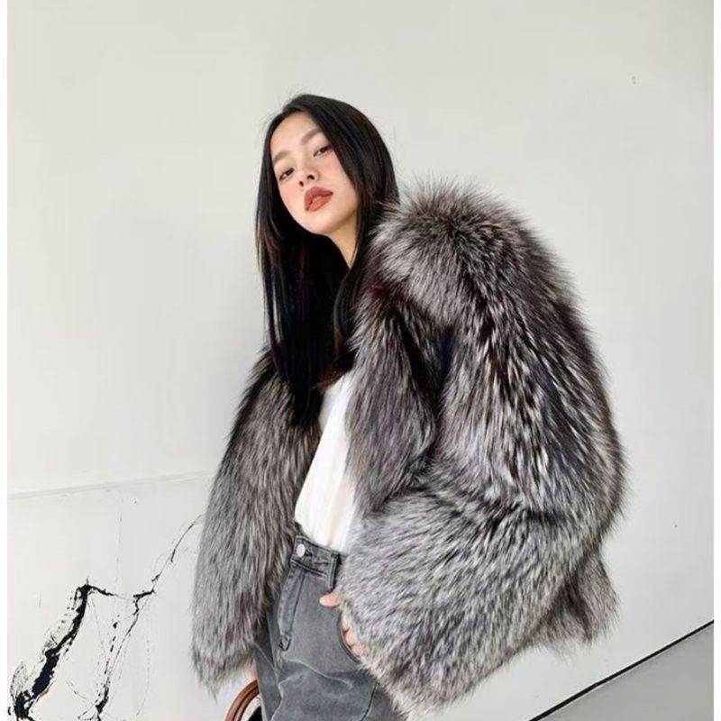 Autumn and Winter New Women's Clothing Temperament Socialite Youth Silver Fox Fur Coat Thick Warm Top Wool Sweater