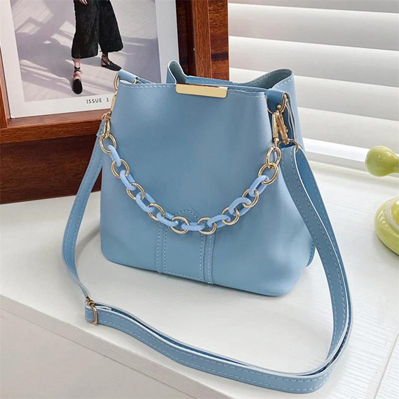 Feminine Shoulder Bag with Chain Strap  Feminine Crossbody Bags  Feminine Bucket Bag  Fashionable Bag