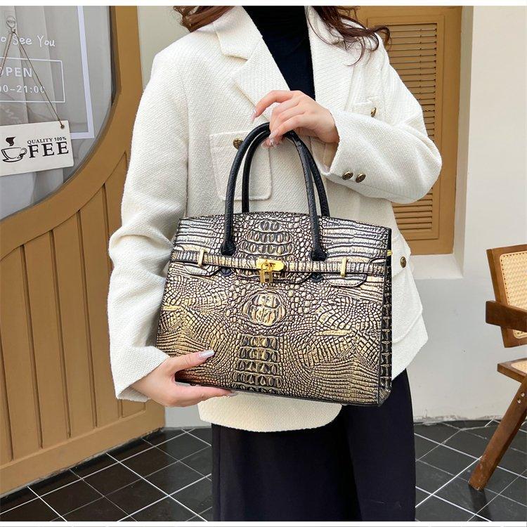 

Фаворит моды осени и зимы, портативная сумка с крокодиловым узором из платины