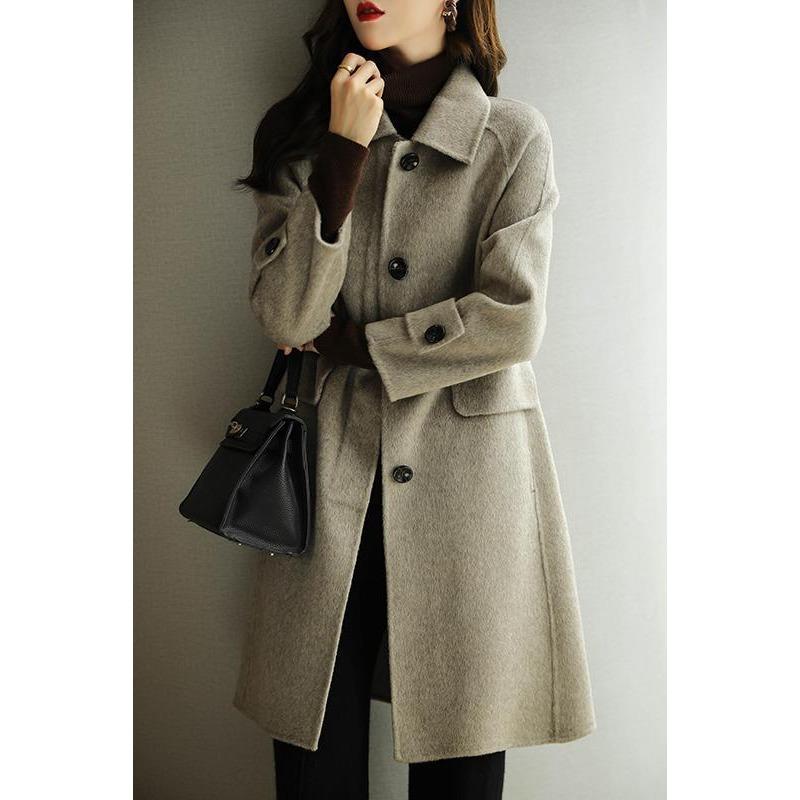 

Новое осенне-зимнее пальто прямого кроя с узором «елочка» и темпераментным повседневным шерстяным жакетом средней длины с лацканами L