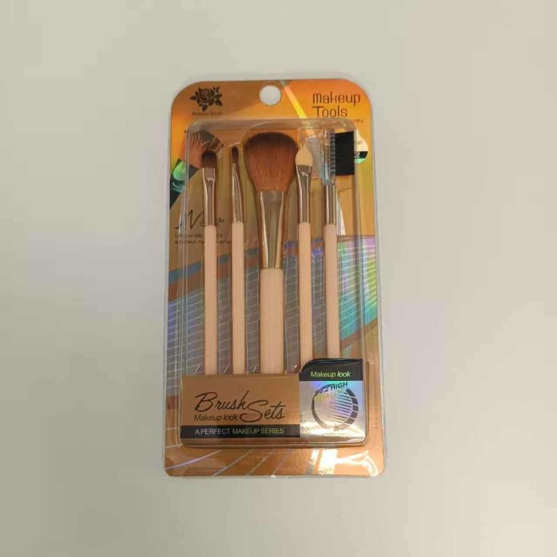 A Complete Set of 5 Makeup Brushes, Foundation Brush, Blush Brush, Eyeshadow Brush, Eyebrow Brush, Makeup Tool, Portable Setting Makeup.