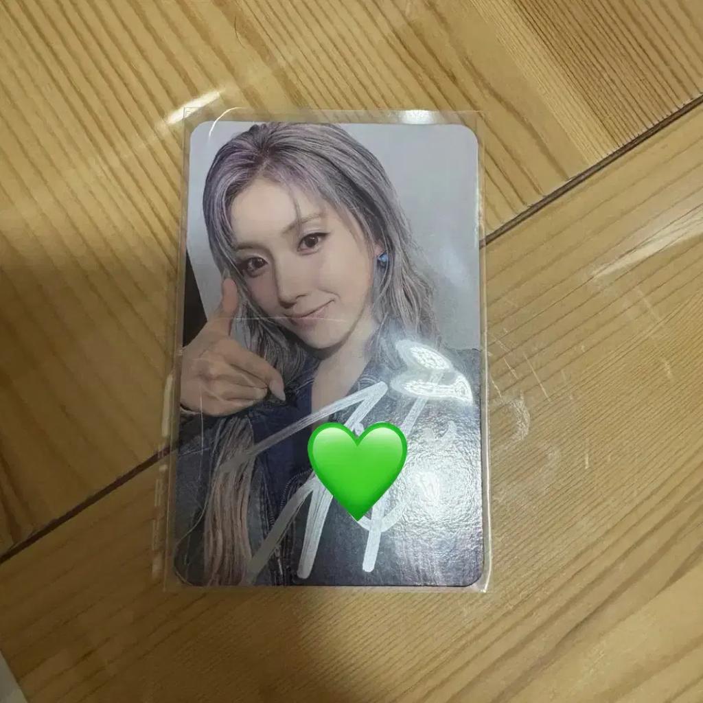 NMIXX Fe304: FORWARD Album Jiwoo Signerad Poka Support Begagnad