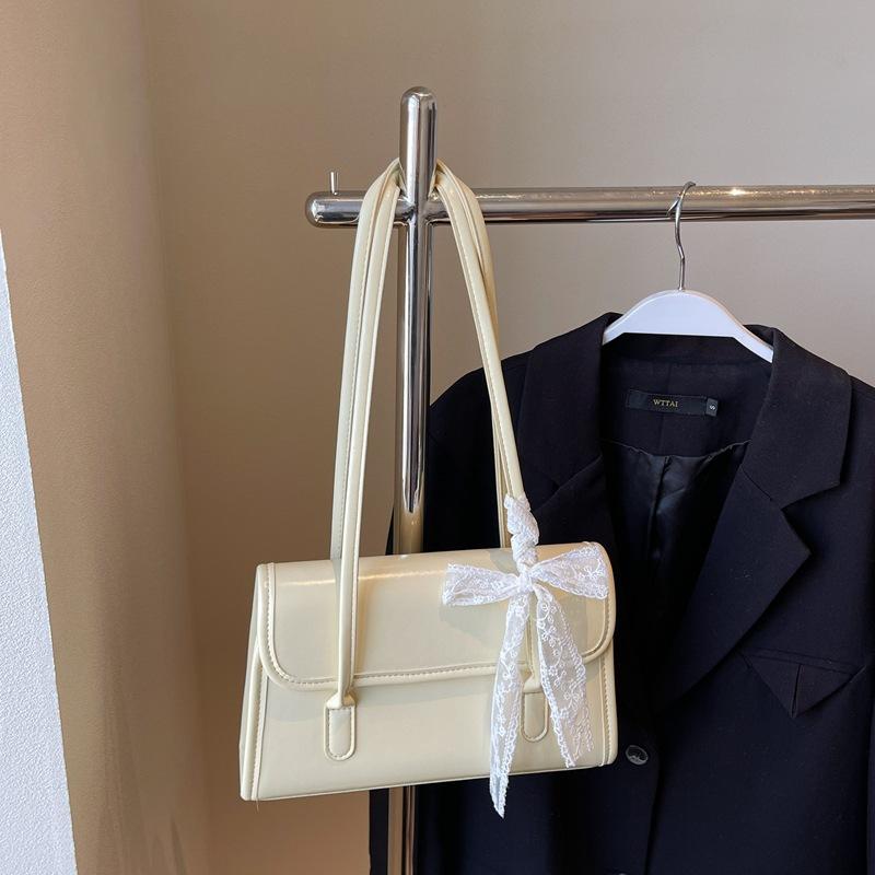 

Женская сумка-багет большой вместимости, новая модель 2025 года, весна-лето, универсальная модная портативная наплечная сумка высокого класса