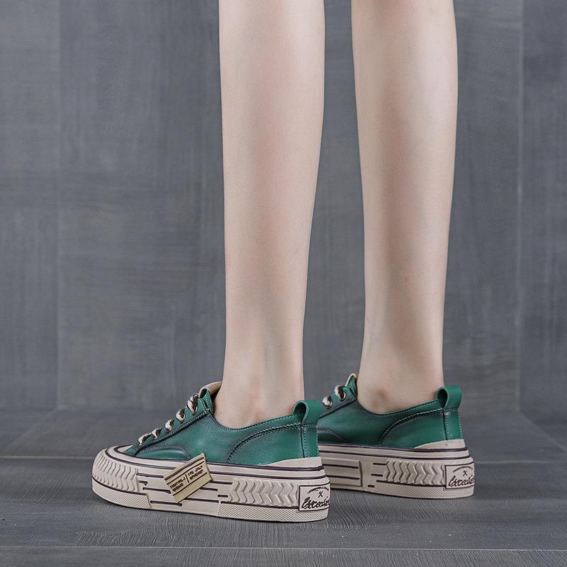 The first layer of cowhide retro red board shoes women's spring new versatile lace-up single shoes sports and leisure white shoes