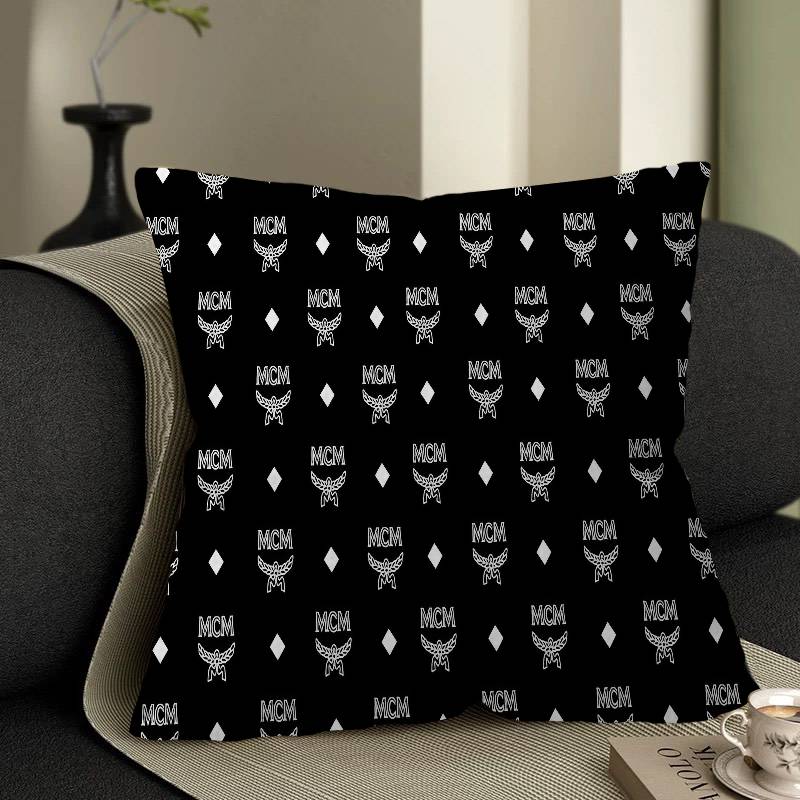 

Fashion M-MCM Logo Cushion Cover Car Throw Pillow Case For Sofa Car Christmas Gift 40x40cm 45x45cm 12x12Inch