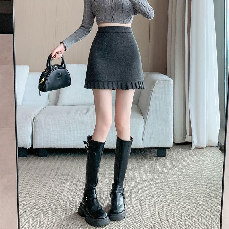 Korean A-Line Wool Blend Pleated Skirt - Women's High-Waisted Slimming Short Skirt for Autumn/Winter