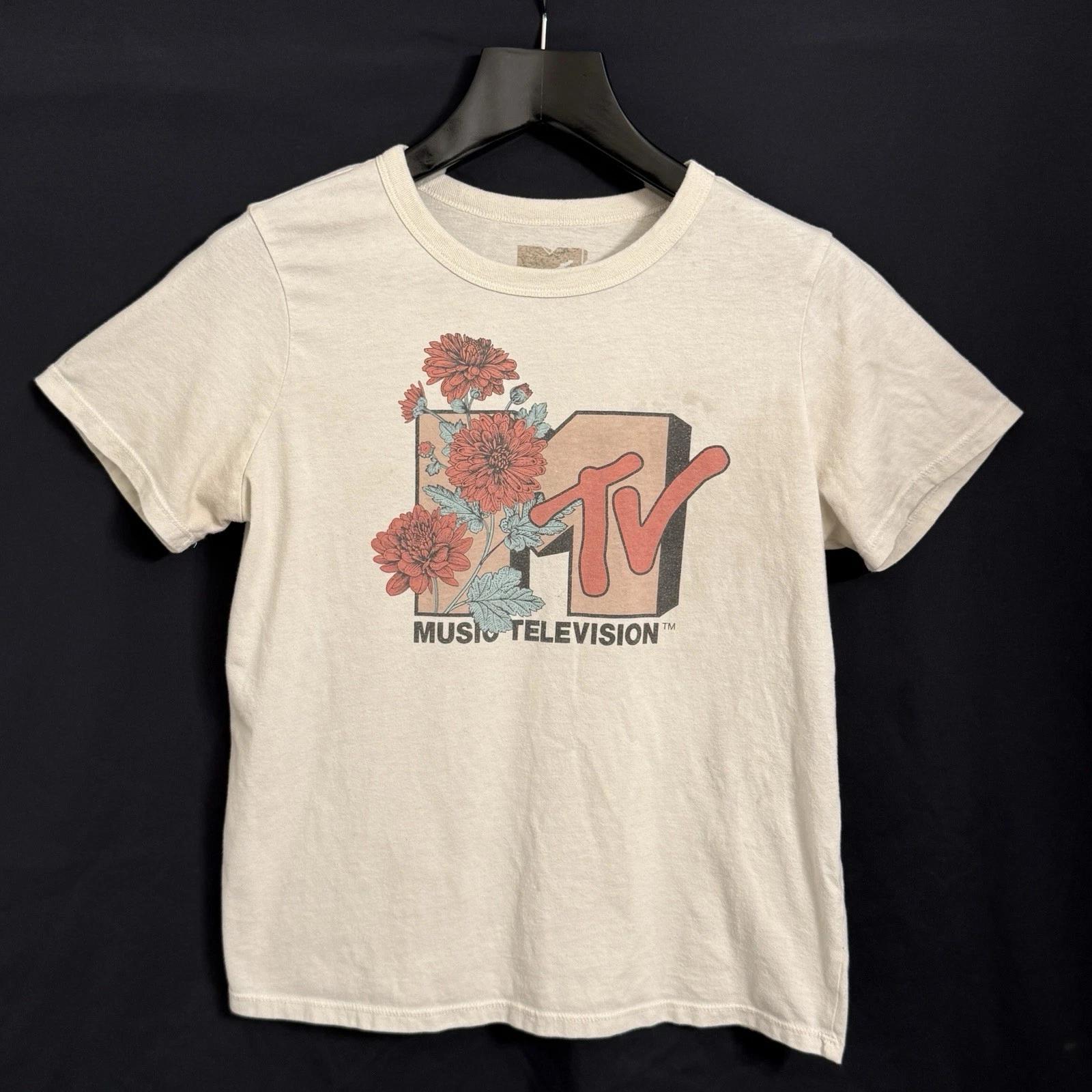 

MTV Shirt Women s Vintage Style Floral Shirt Graphic Tee 3XL