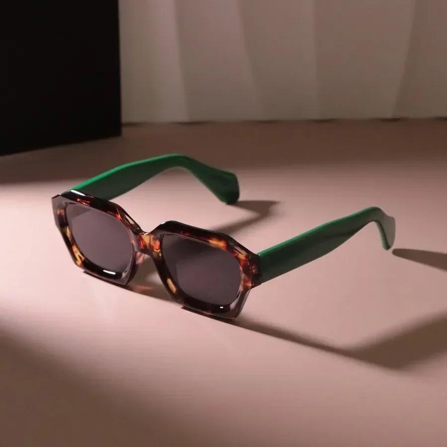 Luxuriöse Sonnenbrille mit großem Rahmen Damen Herren Quadratische Sonnenbrille Weiblich Lässig Bonbonfarben Spiegel Designer Marke Mode