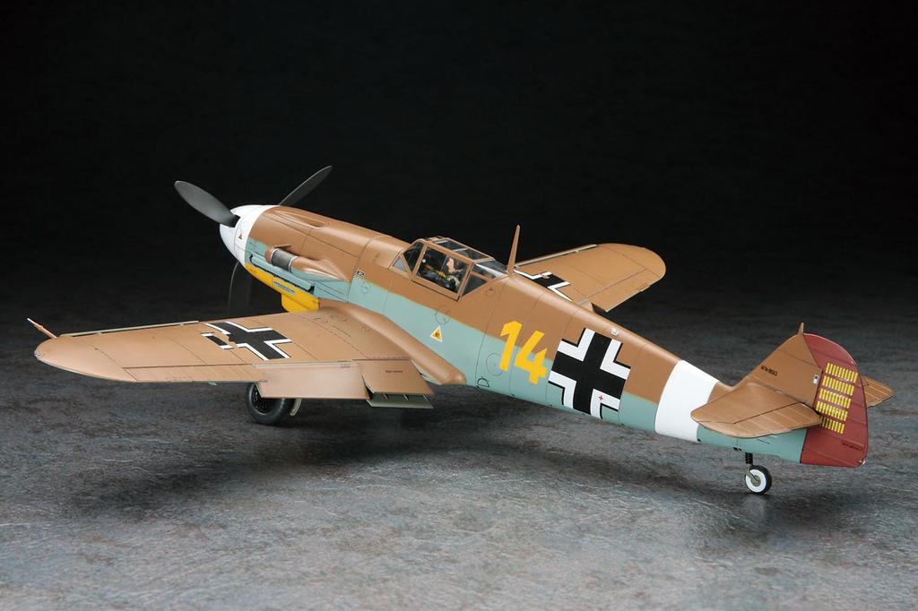 Hasegawa scale German Air Force Messerschmitt Tropical Aircraft Plastic Model Kit ST31 1/32 Bf109F-4