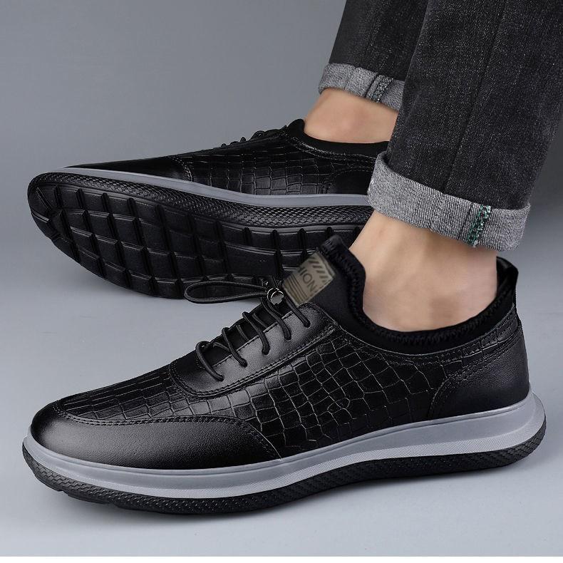 Men's Shoes Waterproof Casual Shoes Breathable Versatile Shoes Soft Sole Leather Surface Men's Shoes Business Leather Shoes Board Shoes