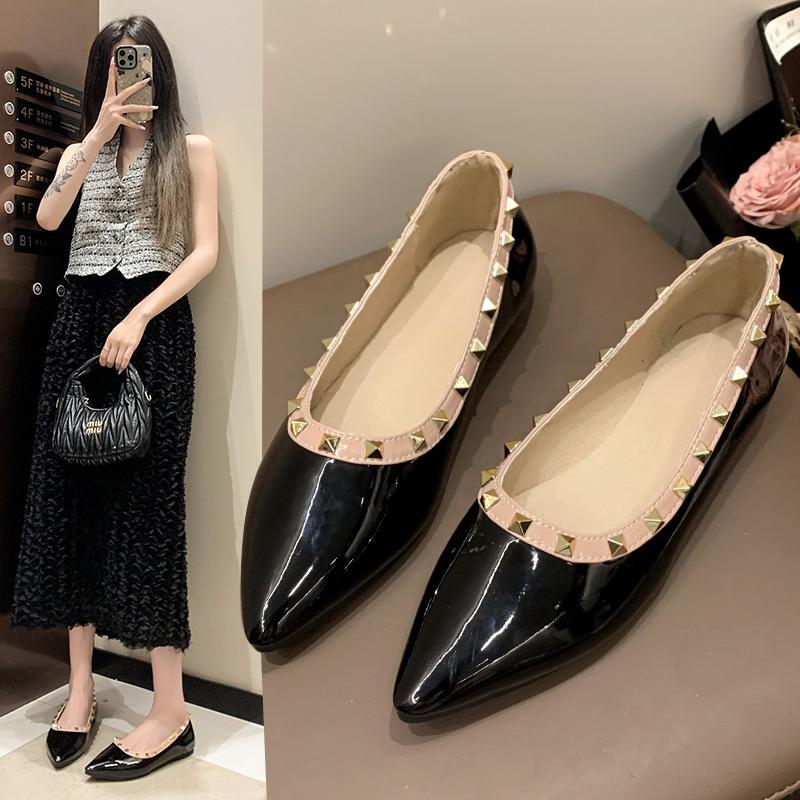 High Heels Women's Summer 2025 New Black Work Shoes Are Not Tired After Standing for a Long Time Pointed Single Shoes Shallow Rivet Single Shoes