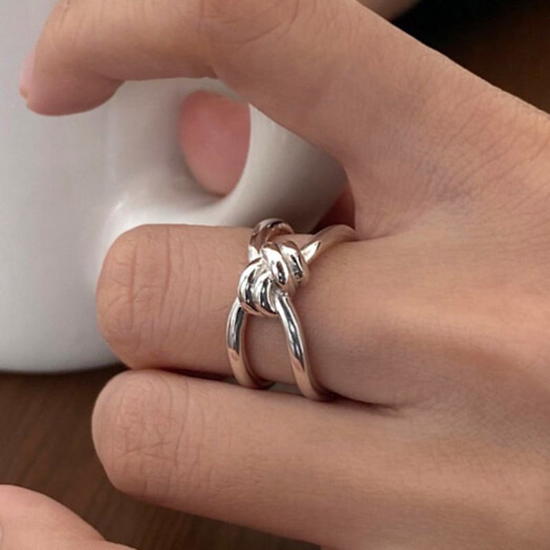 moire_ Wide knot ring (2color)