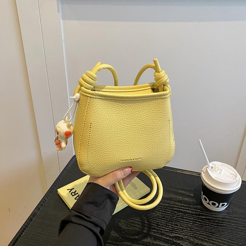 New versatile small bag women's summer fashion shoulder messenger bag casual bucket bag