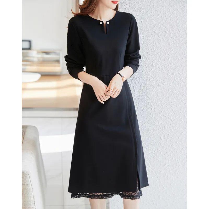 Plus Size Women's Mid-Length Black Dress with Lace Patchwork - Slimming Waist, Perfect for Spring, Autumn, and Winter