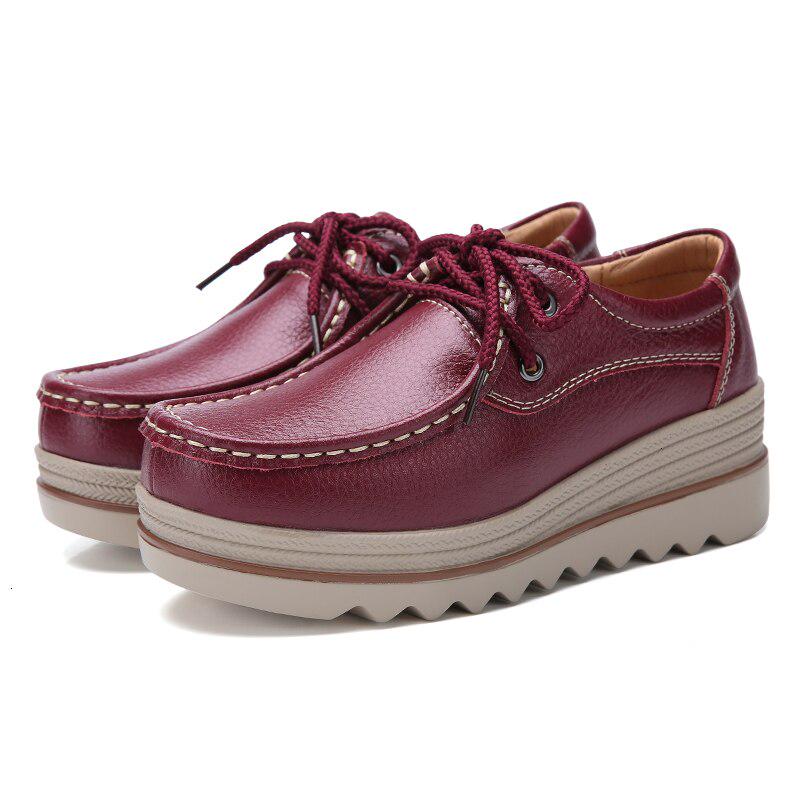 

Женские закрытые туфли на танкетке 41 темно-красного