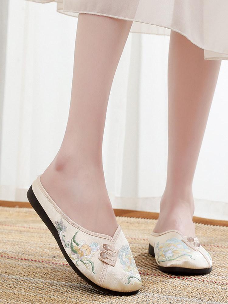 Fashion Shoes Ladies' Slippers Cover Toe Shallow Flat Rubber Floral Fabric Slides Embroider Retro Round Shoes Woman 2025 Shallow Cover T