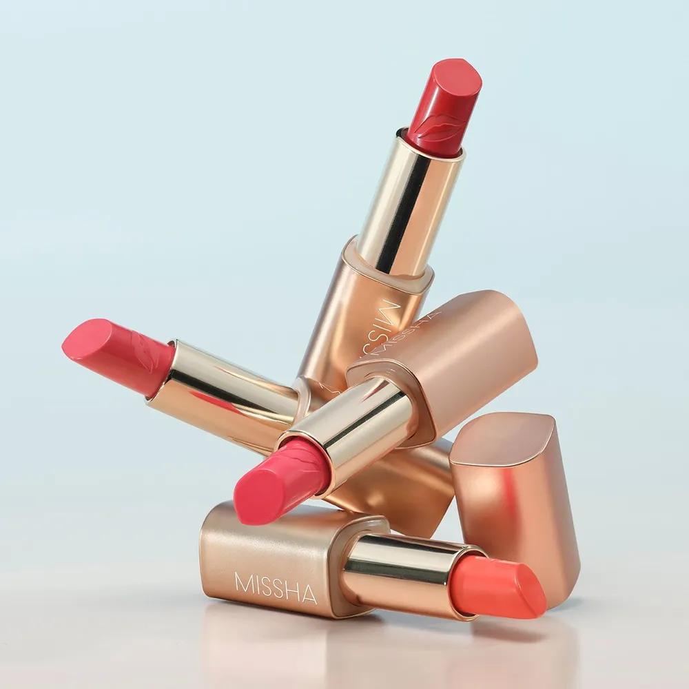 Select 1 of 8 Art Rouge Glam shades RedBriti_MS103662
