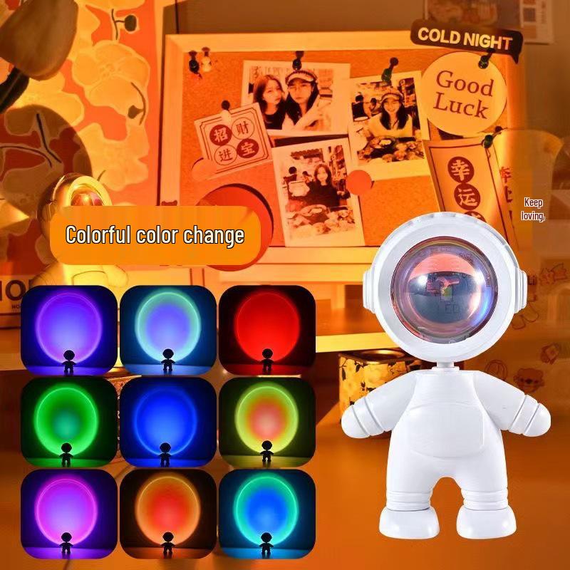 Astronaut LED Robot Lamp with USB Charging – Sunset Atmosphere Light