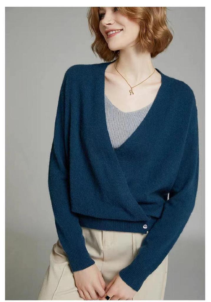 Women's 100% Pure Wool V-neck Cardigan with Side Buckle - Autumn/Winter Long-Sleeve Knit Top