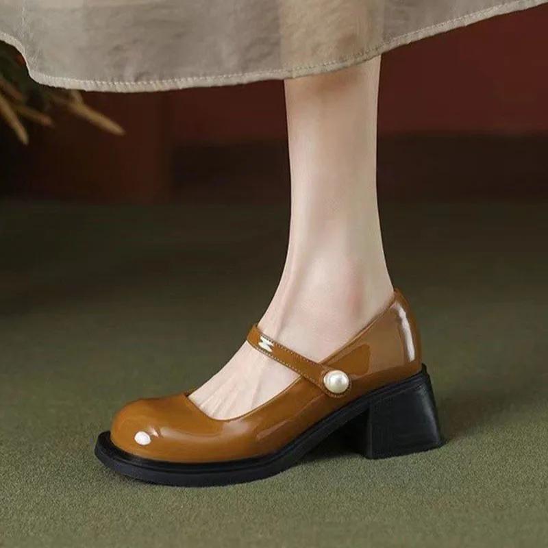 

2024 Женские туфли Мэри Джейн на высоком каблуке Модные туфли с круглым носком на мелком блочном каблуке Роскошные лакированные туфли на каблуках в стиле Лолита EUR 35