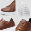 New Men's Sneakers Classic Loafers Fashion Mens Casual Shoes British Platform Shoes Non-slip Men Shoes Wear-resistant Zapatillas