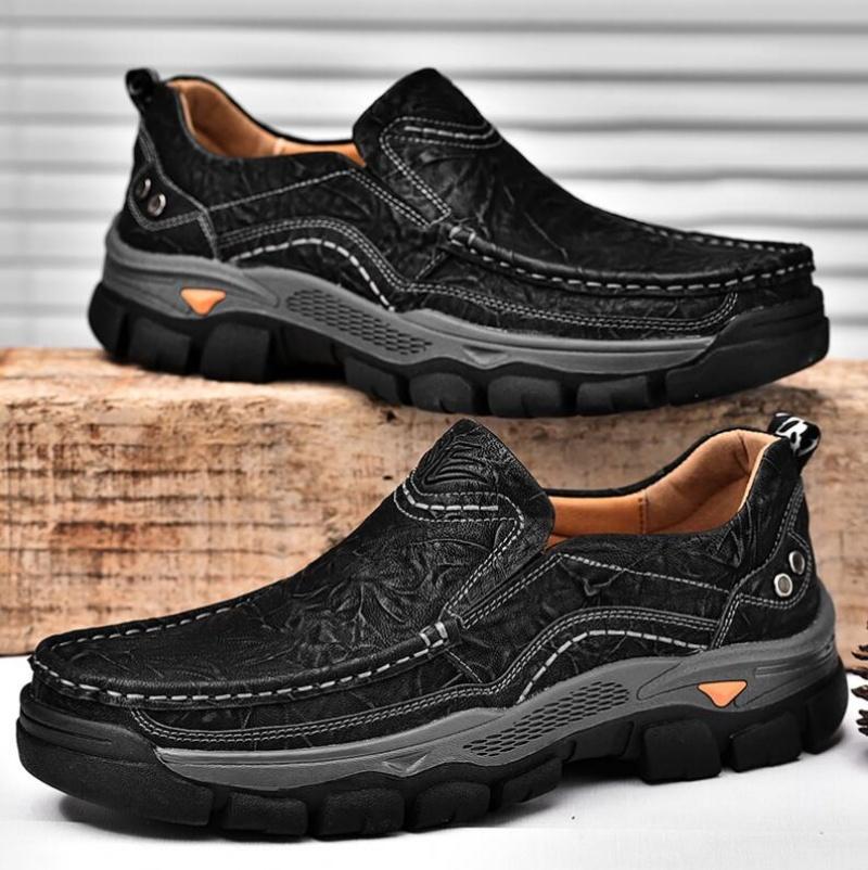 Genuine Leather Men Shoes Casual Outdoor Slip On Loafers Men Leather Shoes Flats Moccasins Walking Shoes Non-Slip Dropshipping