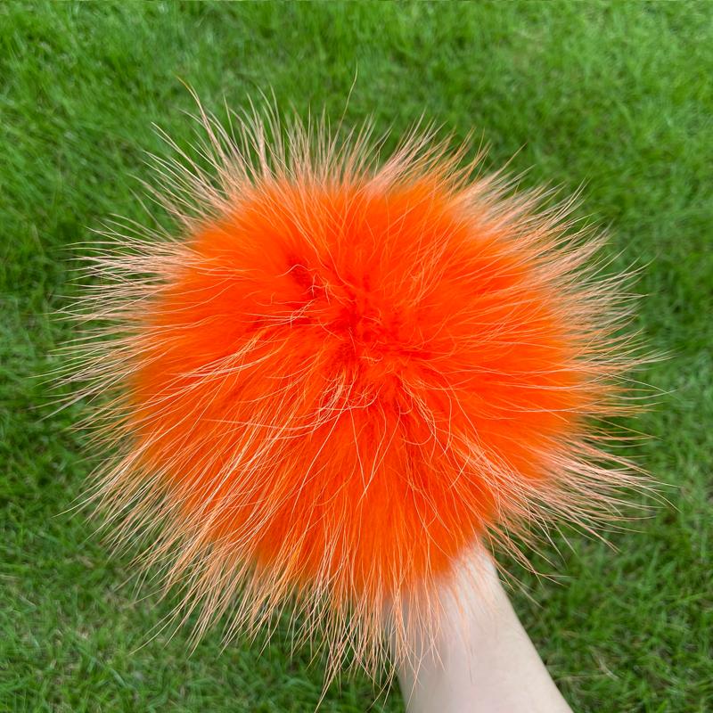 13 15 cm DIY Naturfarbe Echte Waschbärfell Pompons Für Taschen Gestrickte Mütze Hüte Echtes Fuchs Fell Pompon