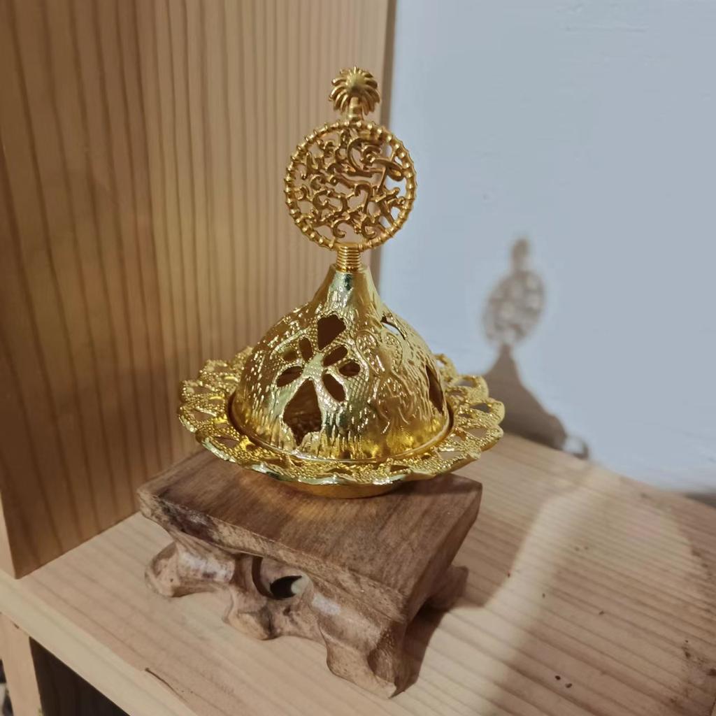 Factory Price Incense Burner Hollow Golden Tower Oil Burner Arab Style Censer Holder for Home Hotel Incense Holder