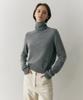 OSTKAKA Essential Turtleneck Pullover Grey