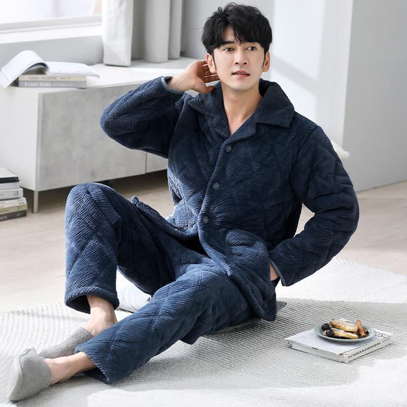 Herbst und Winter Herren Schlafanzug Dreilagig Gepolstert Korallenfleece Winter Verdickt Fleece Warm Flanell Hausanzug Set