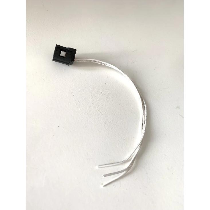

high quality Headlight Level Sensor suit for Mitsubishi Pajero Montero Shogun V87 V88 V93 V97 V98 connector