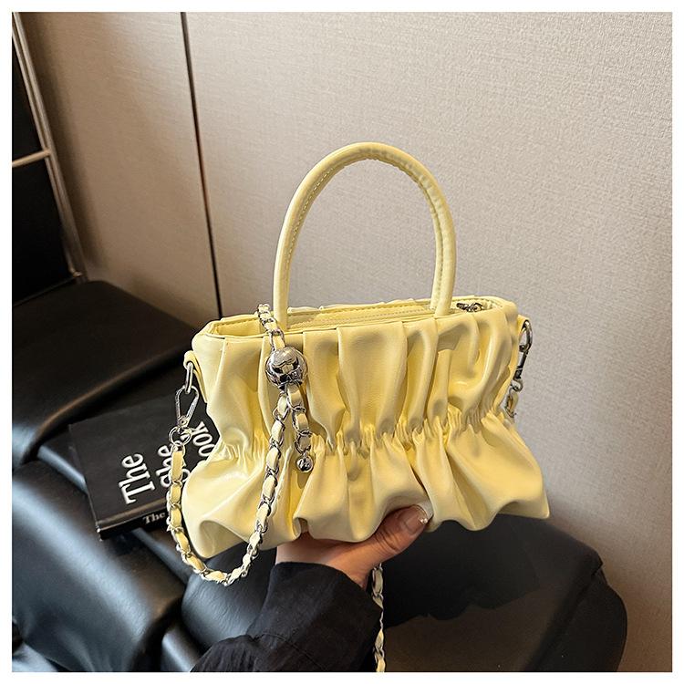 Fashion Versatile Chain Pleated Cloud Bag Women's Tide 2025 Spring and Summer New Niche Messenger Small Square Bag