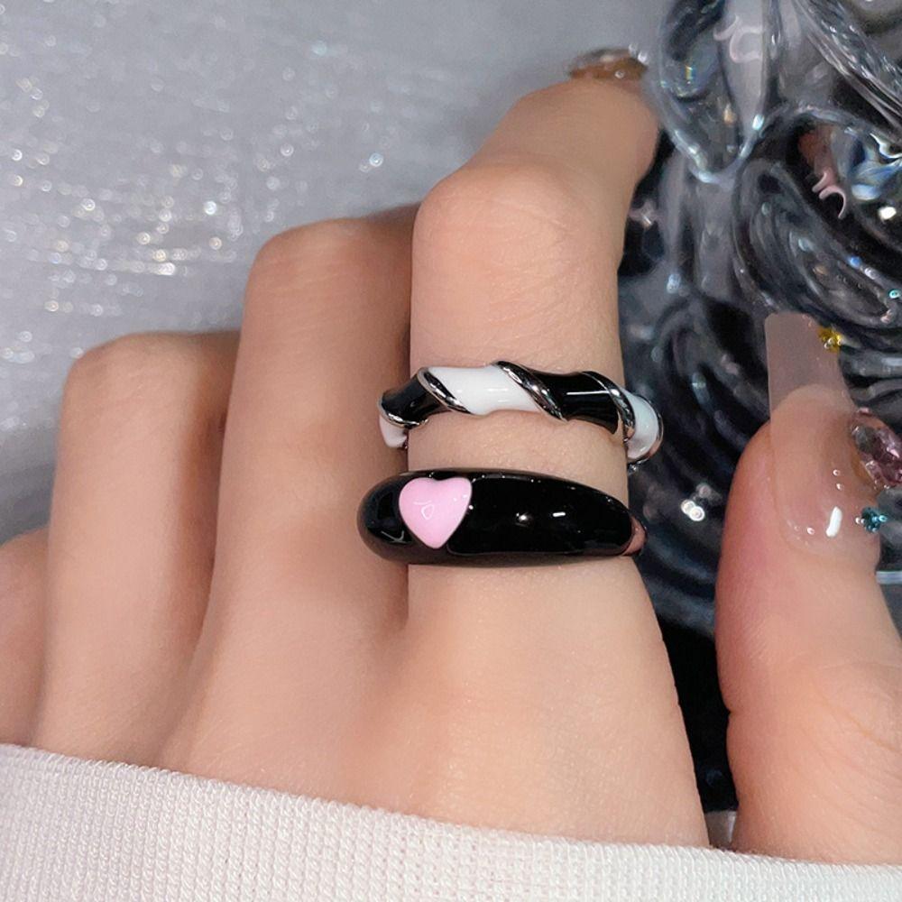 

Black White Finger Ring Love Heart Daily Jewelry Y2k Opening Ring Women 02
