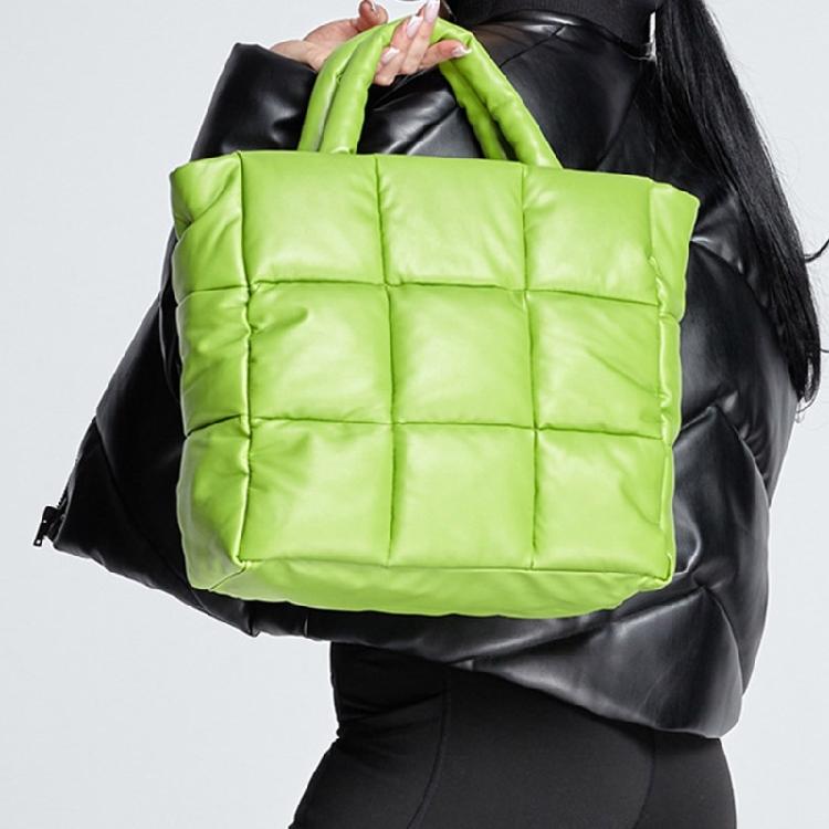 Quilted Handbag with Zip Closure Trendy and Roomy Shopper Bag for Women Girls