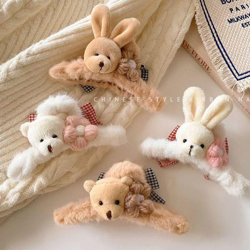 Women's Plush Cartoon Shark & Bear Hair Clips - Autumn & Winter Collection