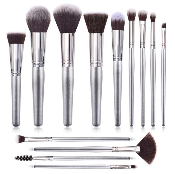 14-Piece Black Makeup Brush Set – Includes Eyeshadow & Blush Brushes with Soft Bristles