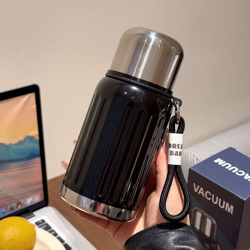 

316 Stainless Steel Large Capacity Thermos Cup for Men and Women, Compact Outdoor Portable Pocket Student Water Bottle, High Aesthetic Cup Roman Column-450Ml Fashion Black