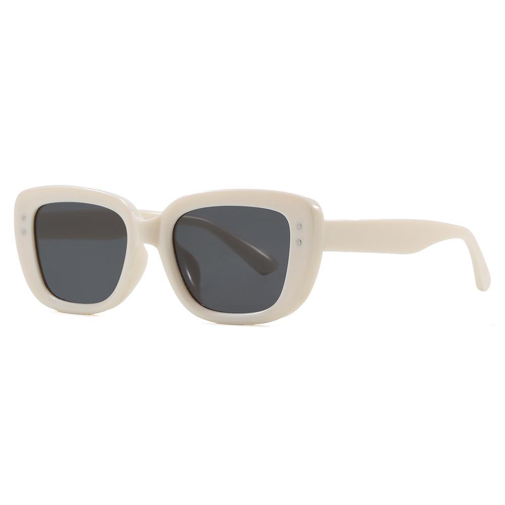 Women's Small Frame Square Cat-Eye Sunglasses with Rivet Design for Sun Protection - Trendy and Simple Runway Style