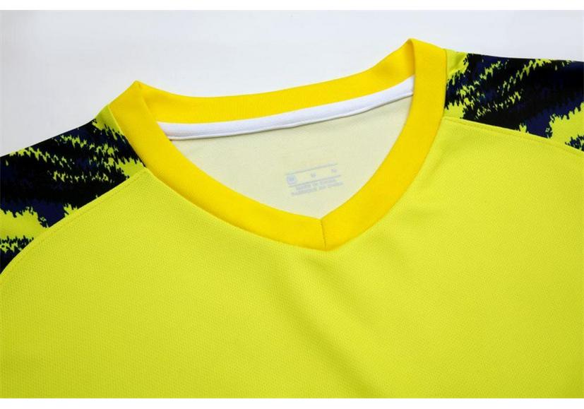 Men's and Women's Long Sleeve Protective Goalkeeper Jersey - Training and Match Uniform