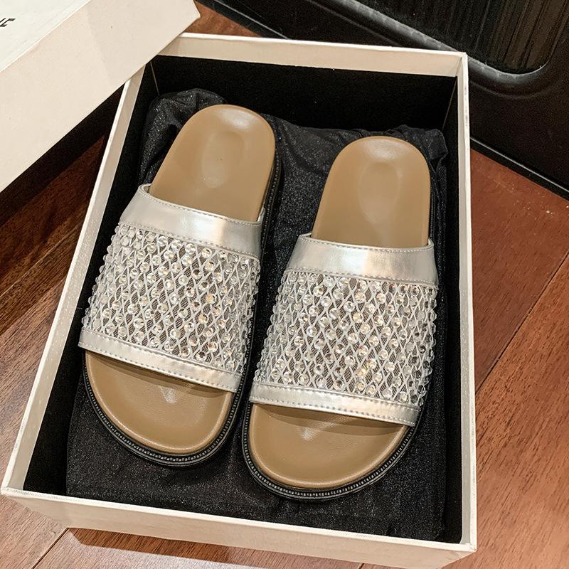 Mesh breathable rhinestone open-toed slippers women's summer wear casual vacation style with skirt beach sandals