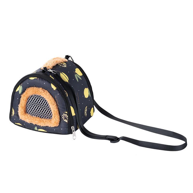 New Small Pet Carry Pouch Breathable Bag Carrier House Cage Hamster Chinchilla Portable Travel Warm Cute Guinea Pig Bed