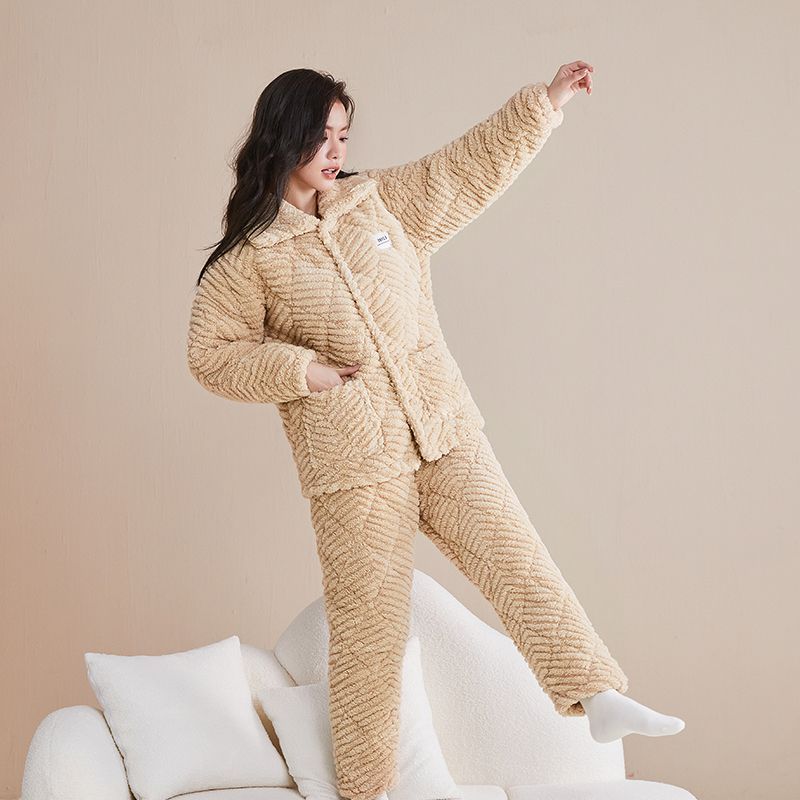 Pajamas women's three-layer thickened and cute winter can wear large-size warm padded loungewear