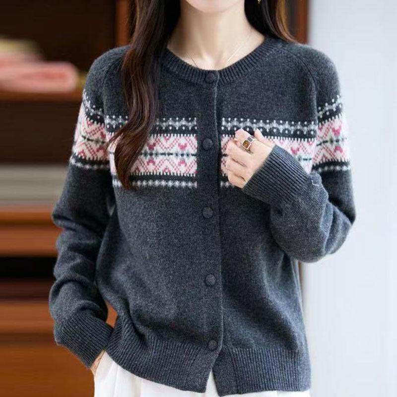 Autumn 2025 Korean Style Round Neck Wool Cardigan - Women's Retro Jacquard Button Sweater, Loose & Slimming.