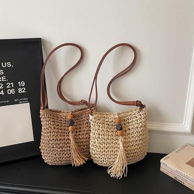Damen Handgeflochtene Stroh Kleine Satteltasche Mode Umhängetasche Schultertasche Damen Einfaches Design Sommer Reise Strandtasche